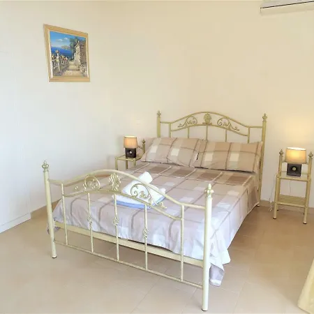 Holiday home Pelago Seafront House